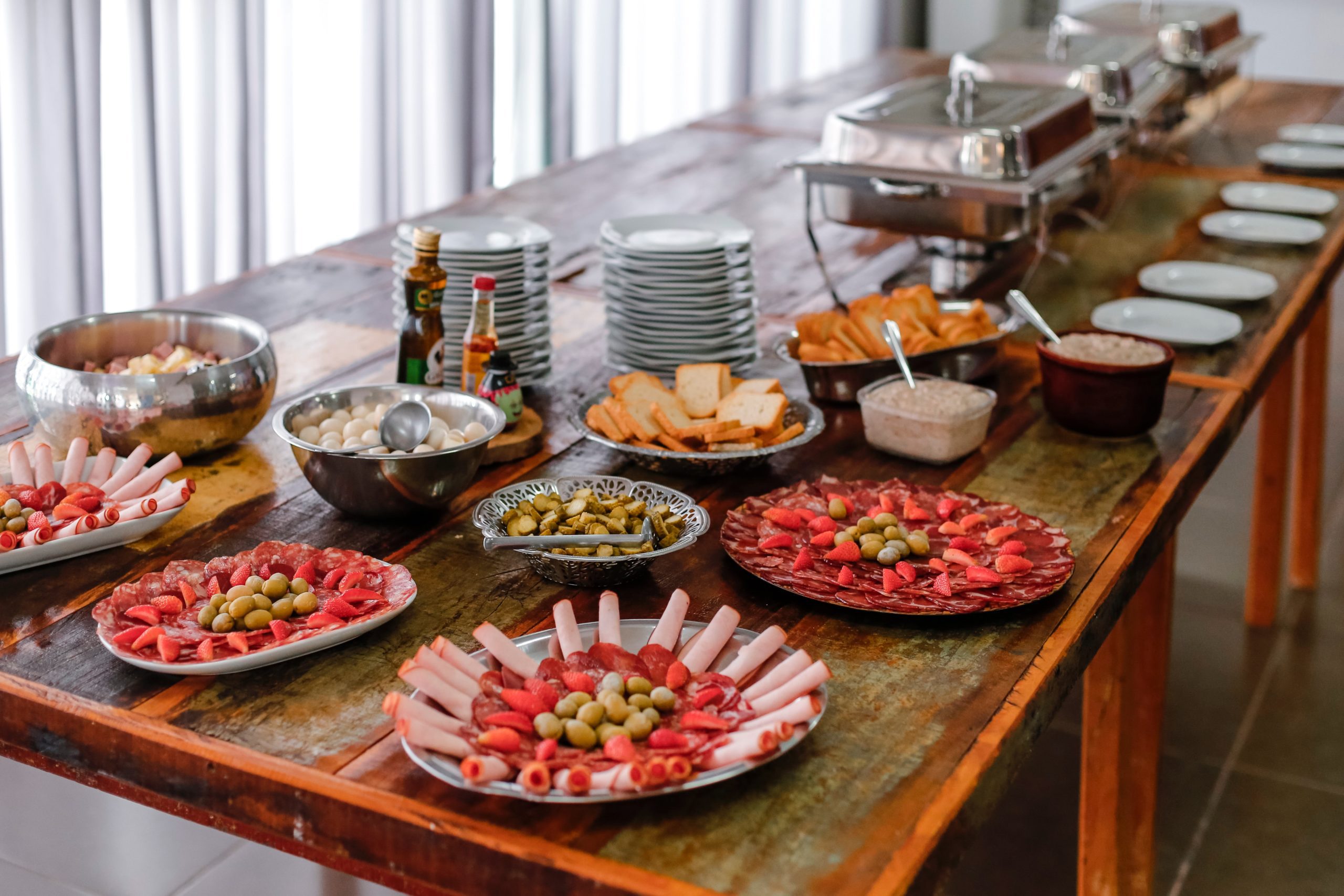 Free Meals: A Win-Win for Employees and Employers